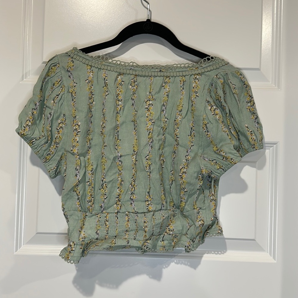 Free People Wild Love Sea Foam Cropped Top (Top Only) - NWT - Picture 3 of 3